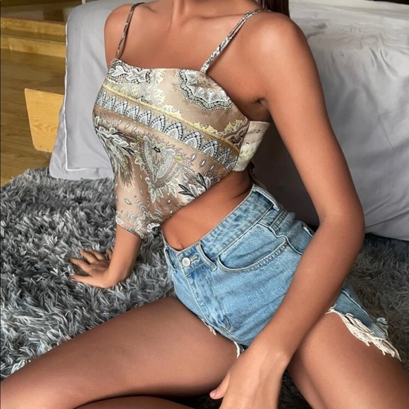 Sexy Silk scarf shirt - Picture 3 of 14